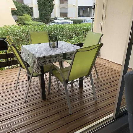 Apartamento Refait A Neuf Pour 4 Pers. A Port Camargue - Fr-1-731-121 Le Grau-du-Roi