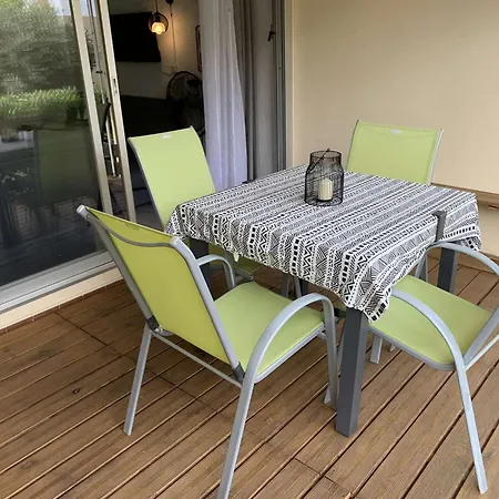 Refait A Neuf Pour 4 Pers. A Port Camargue Apartamento *